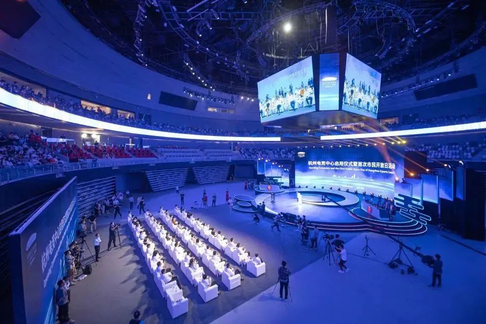 2024 AI风潮来袭，LED显示屏助力体育产业发光发热
